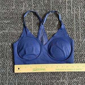 Victoria’s Secret Sport XS Bra Light Padded Wireless Racerback Blue